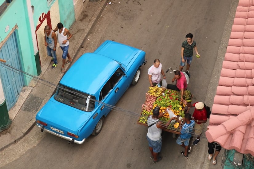 local fruit and vegetable food market