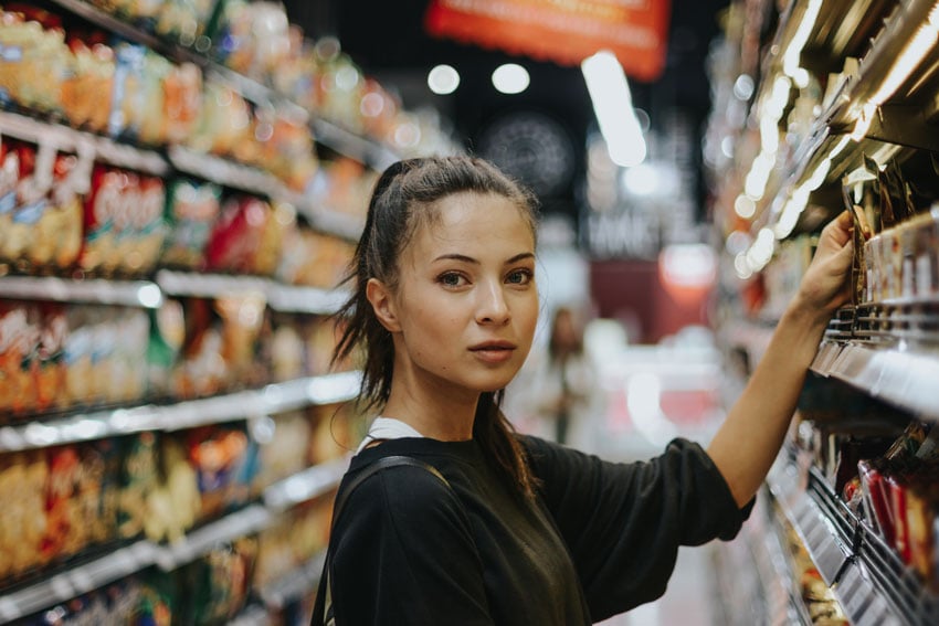 Shopper chooses with product to purchase